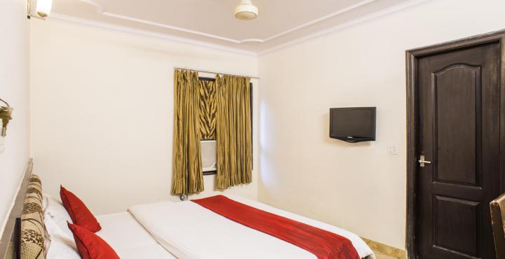 Hotel Eurasia Jaipur Bagian luar foto