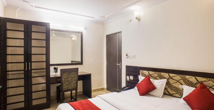 Hotel Eurasia Jaipur Bagian luar foto