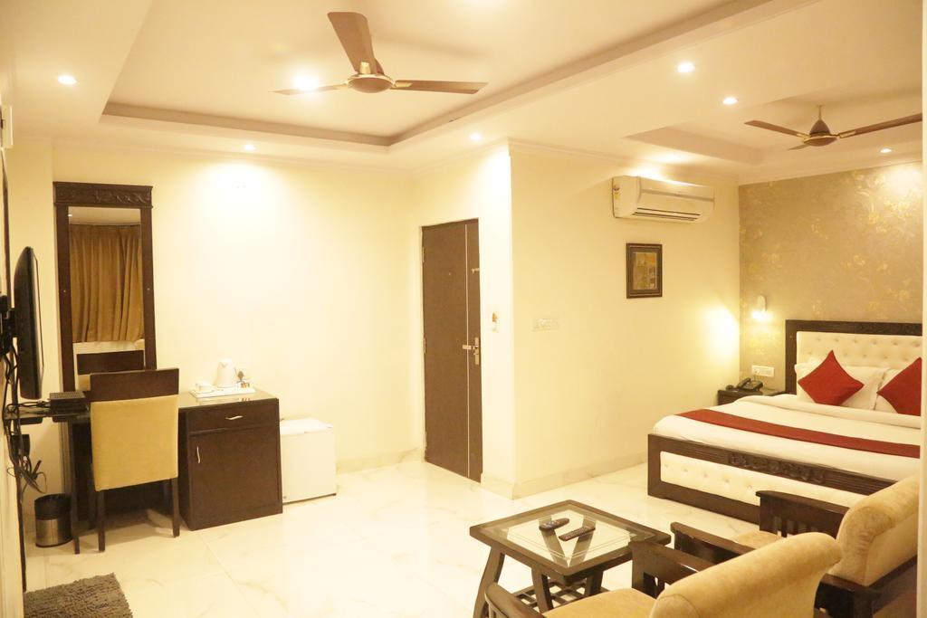 Hotel Eurasia Jaipur Bagian luar foto