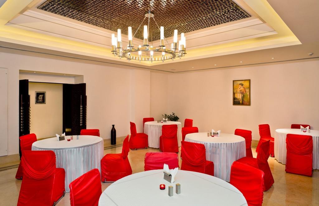Hotel Eurasia Jaipur Bagian luar foto