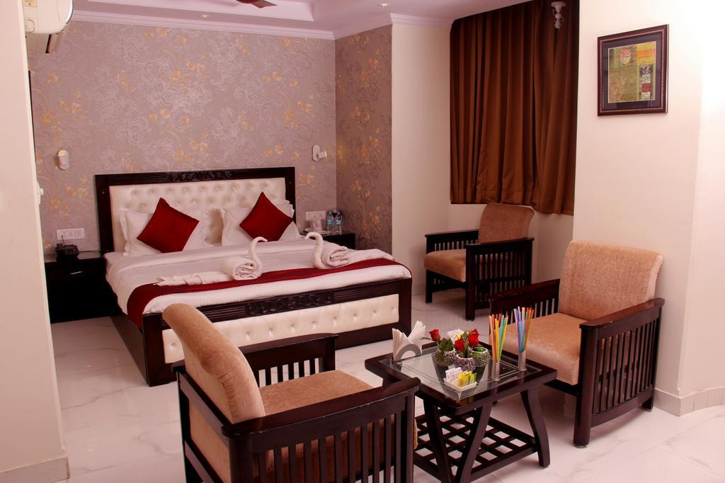 Hotel Eurasia Jaipur Bagian luar foto