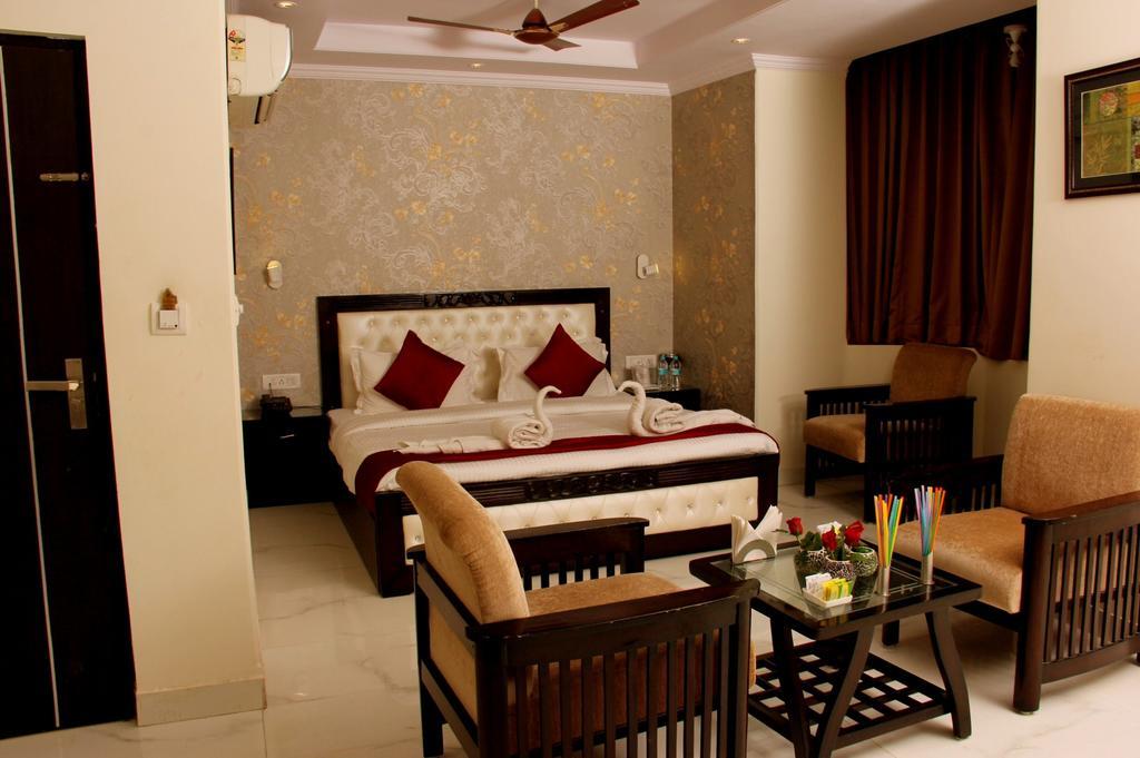 Hotel Eurasia Jaipur Bagian luar foto