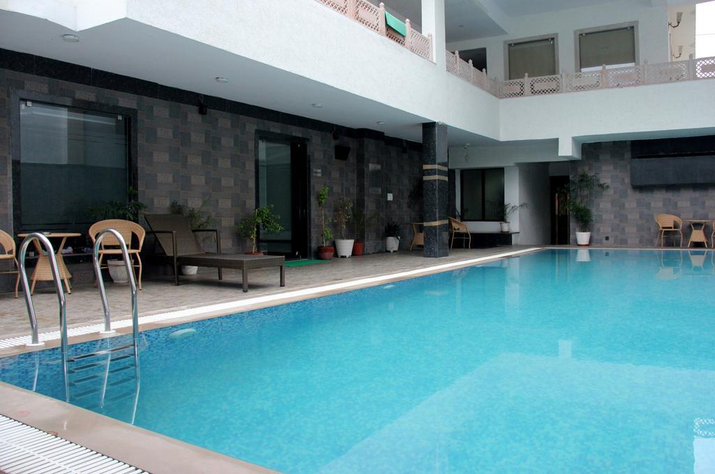 Hotel Eurasia Jaipur Bagian luar foto