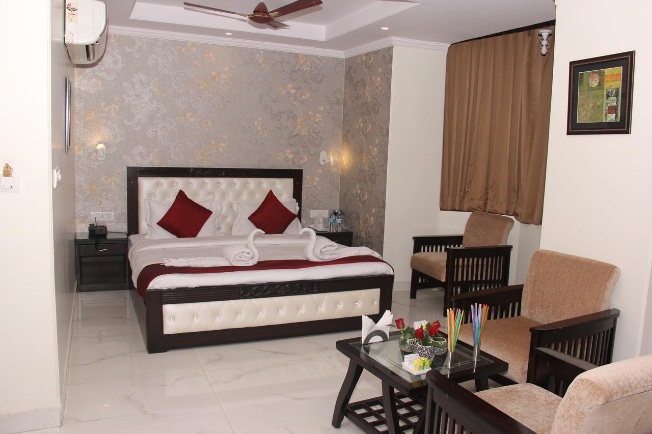 Hotel Eurasia Jaipur Bagian luar foto