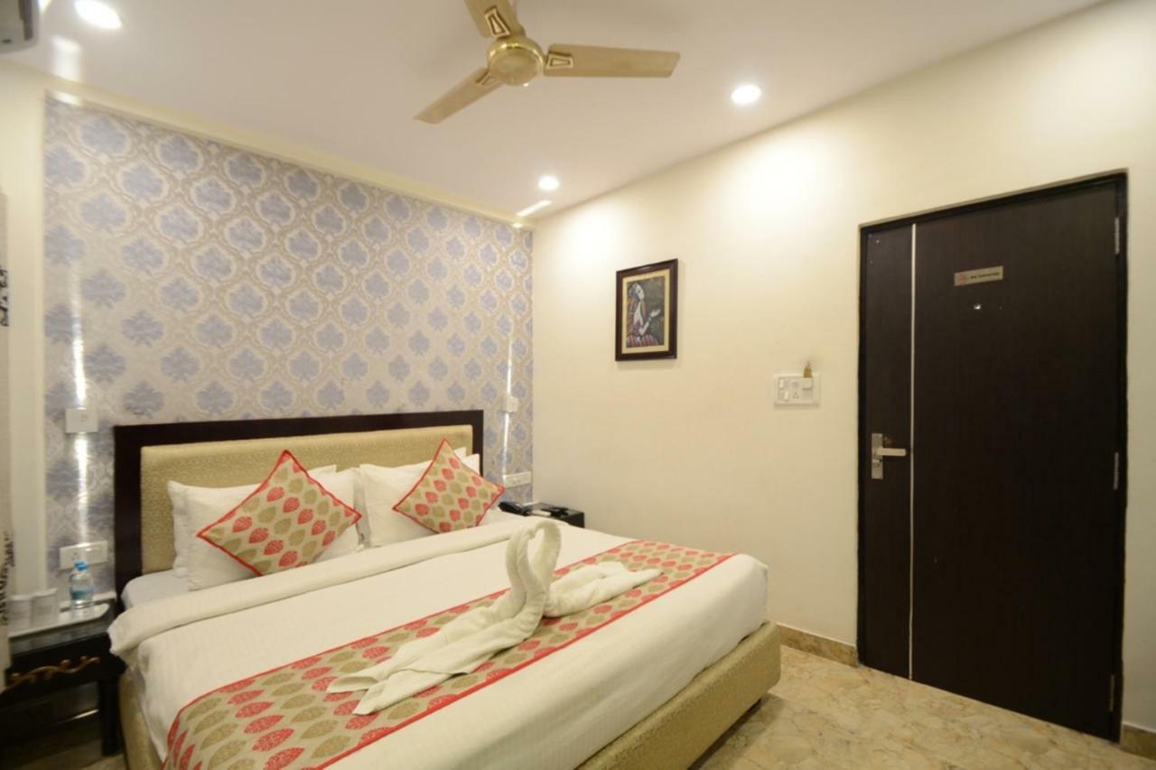 Hotel Eurasia Jaipur Bagian luar foto