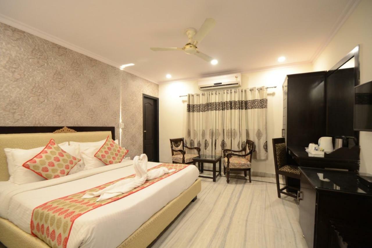 Hotel Eurasia Jaipur Bagian luar foto